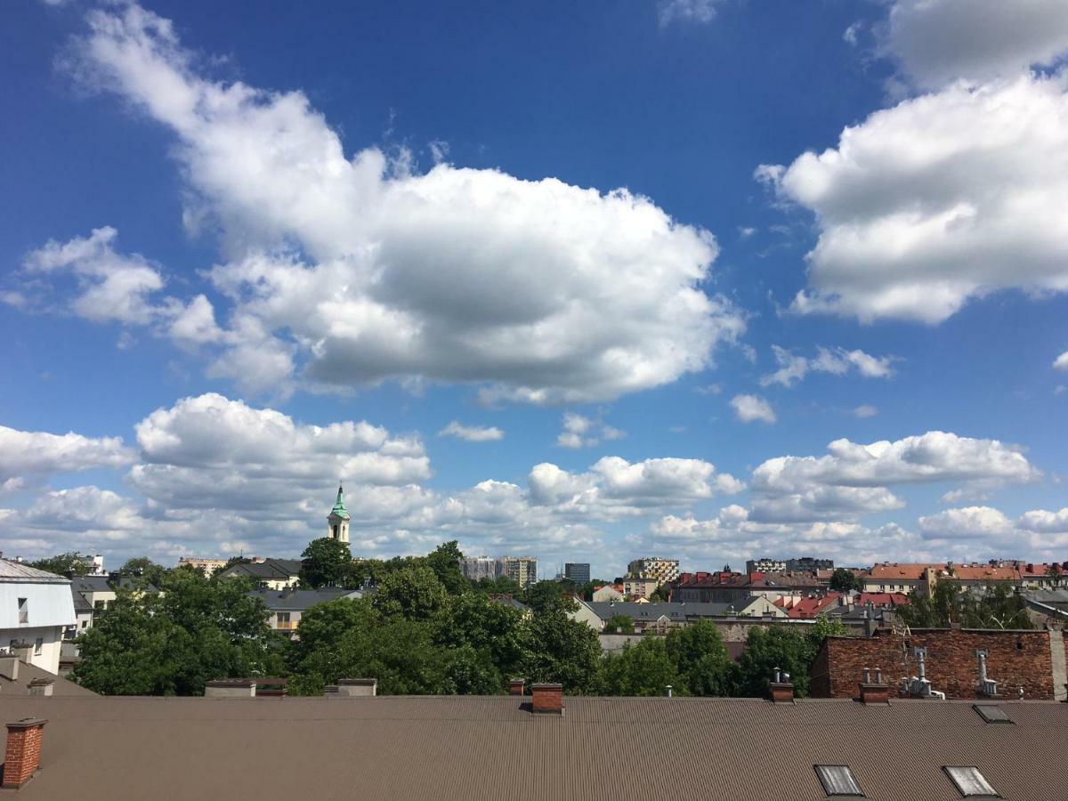 Family & Business Elegant Apartments Rynek Centrum Downtown - 2 Bedroom, Balcony, Parking Kielce Exterior photo
