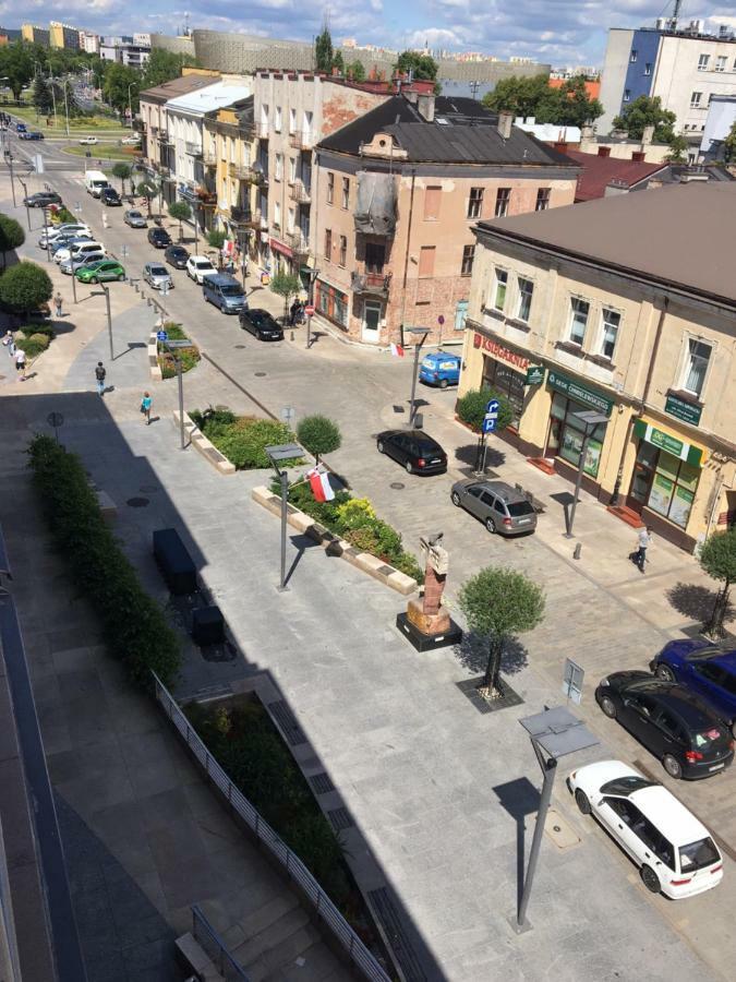 Family & Business Elegant Apartments Rynek Centrum Downtown - 2 Bedroom, Balcony, Parking Kielce Exterior photo