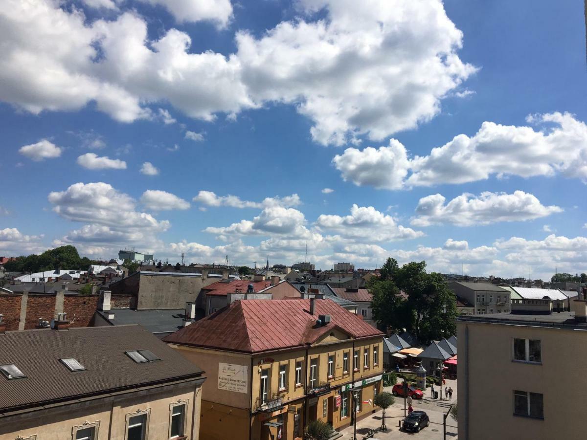 Family & Business Elegant Apartments Rynek Centrum Downtown - 2 Bedroom, Balcony, Parking Kielce Exterior photo